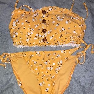 Xhilaration Bikini top & bottom, L